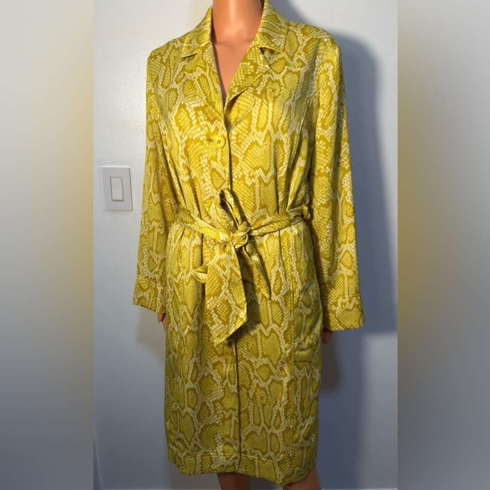 Lisa Rinna Collection Yellow Snake Print Jacket